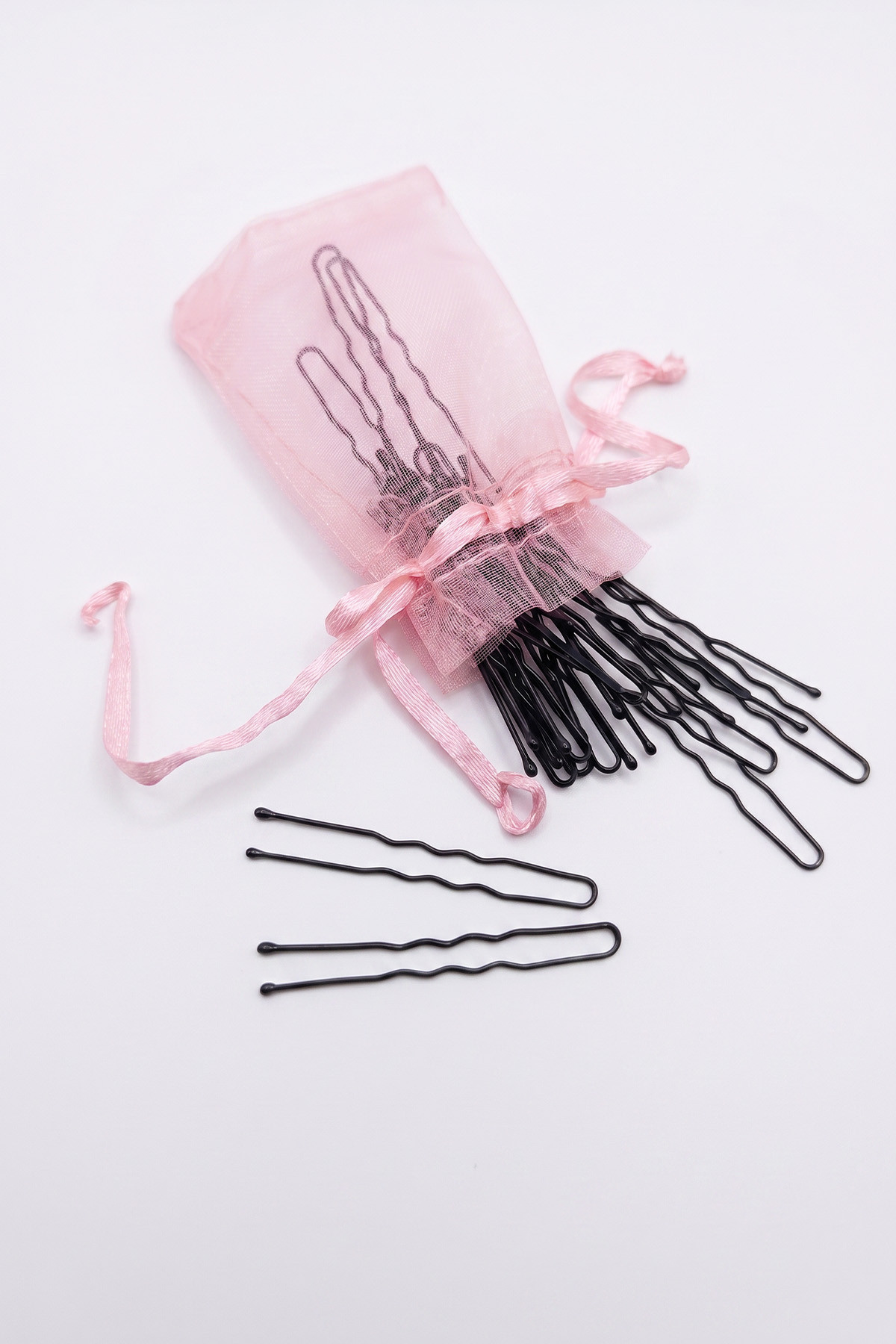 Bobby pins black